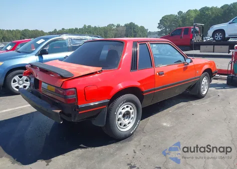1985 Ford Mustang Lx z USA, uszkodzony, nr VIN 1FABP26A2FF154883